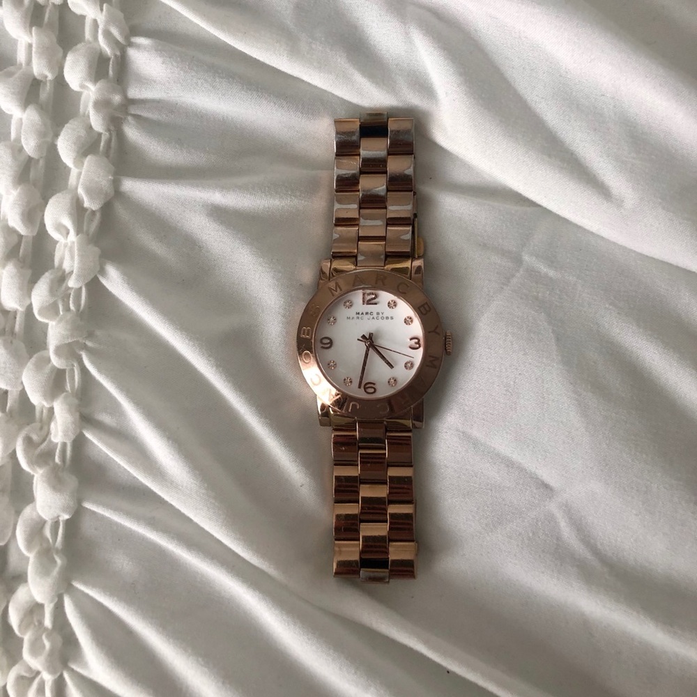 Marc Jacobs rose gold watch